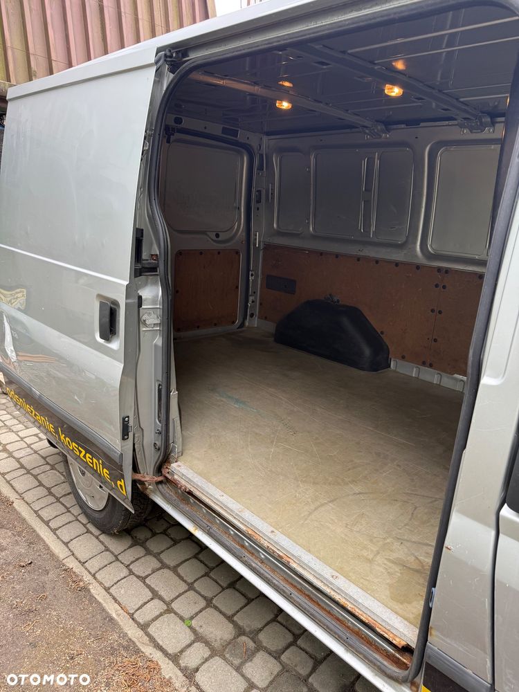 Ford Transit - 2