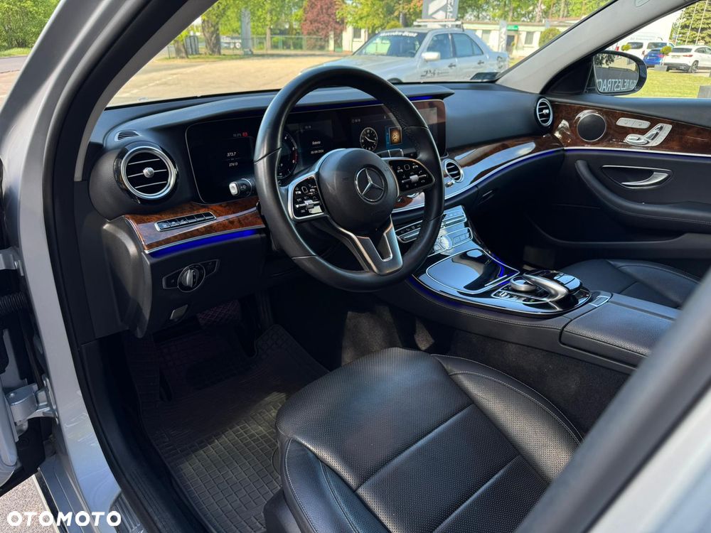 Mercedes-Benz Klasa E 400 d 4Matic 9G-TRONIC Exclusive - 20