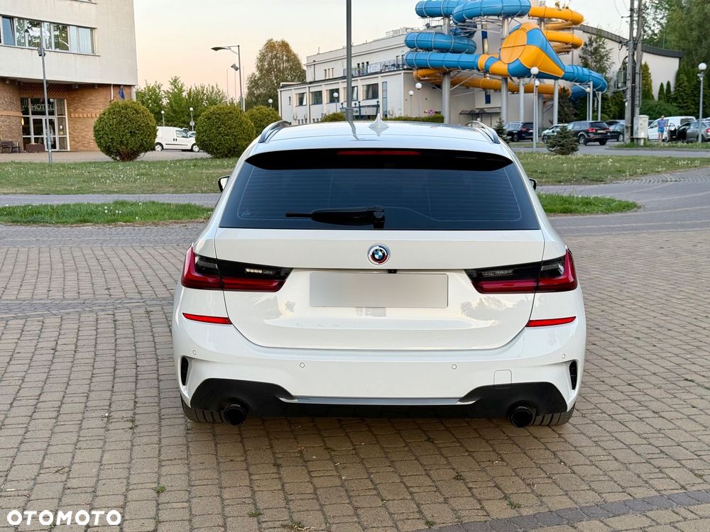 BMW Seria 3 330i M Sport sport - 6