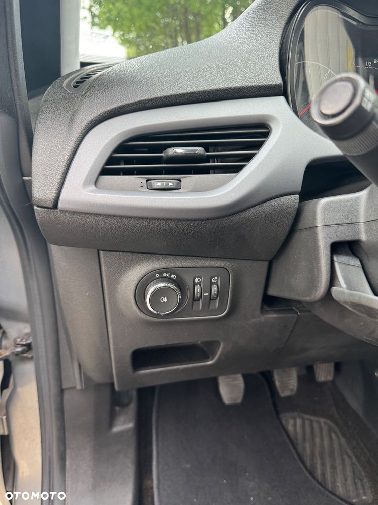 Opel Corsa - 27