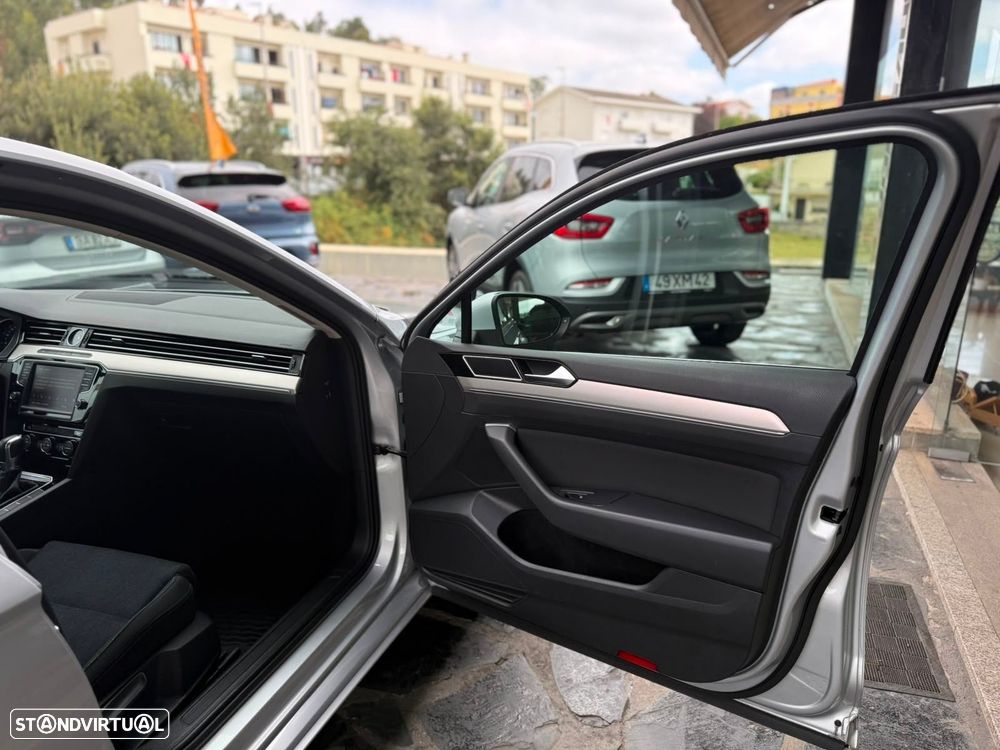 VW Passat - 21