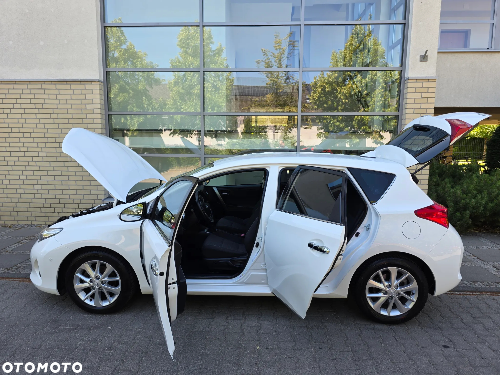 Toyota Auris 1.6 Valvematic START Edition - 10