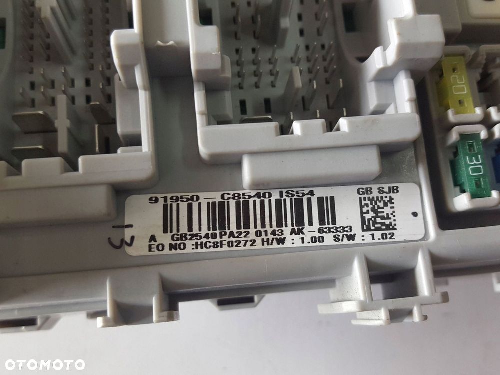 HYUNDAI I20 II 14-20r 1.4 CRDI SKRZYNKA BEZPIECZNIKÓW 91950-C8540 - 3