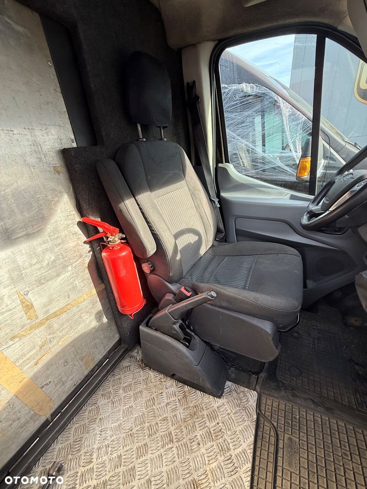 Ford Transit - 31