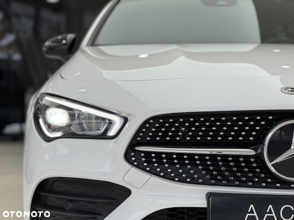 Mercedes-Benz CLA - 40