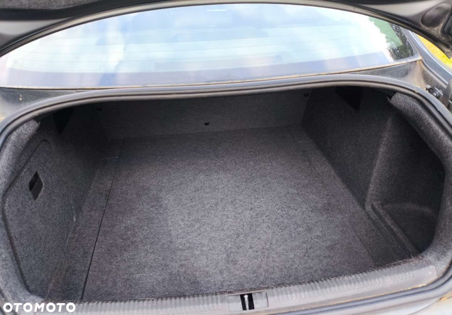 Audi A4 2.0 - 9