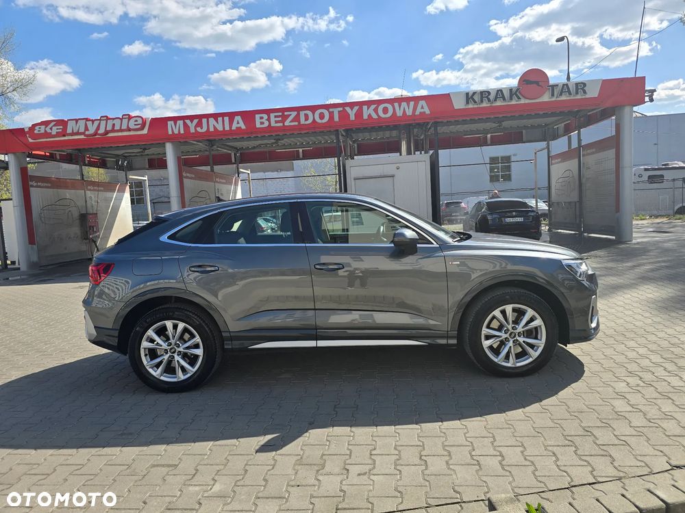 Audi Q3 Sportback - 20