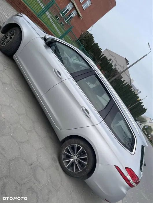 Peugeot 308 2.0 Blue HDi Allure S&S - 2