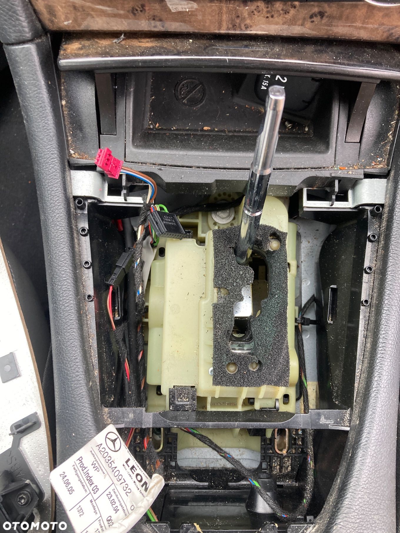 Wybierak lewarek Mercedes  W203 W209 A2032678524 przebieg 38 tys - 1