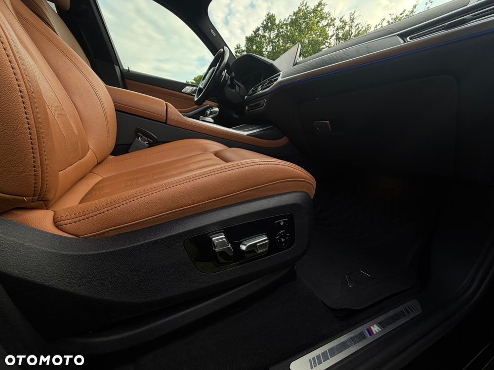 BMW X7 xDrive40d mHEV - 20