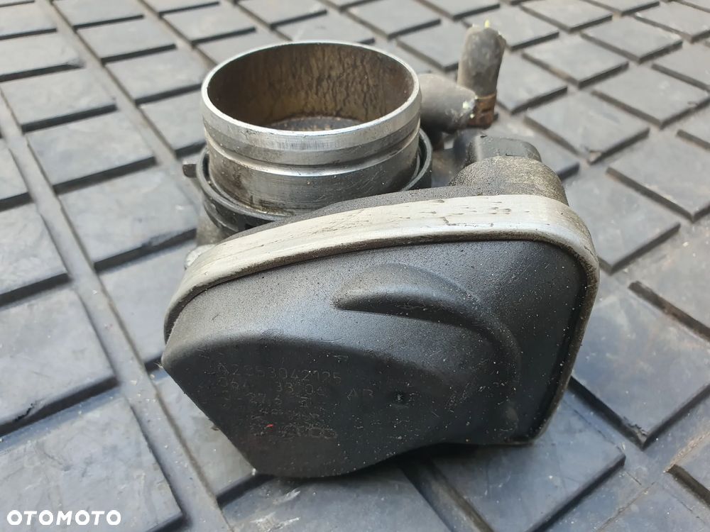 PRZEPUSTNICA SKODA OCTAVIA II1.6 MPI BGU 06A133062AB AUDI A3 8P - 1