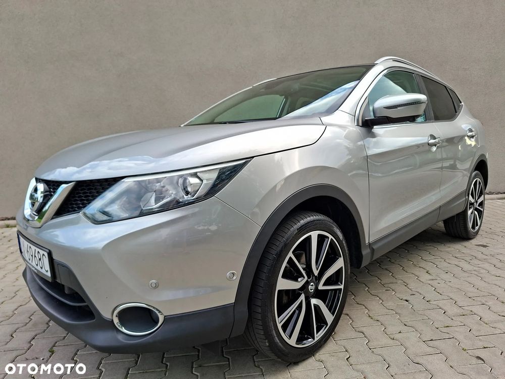 Nissan Qashqai 1.6 DIG-T Tekna+ - 1