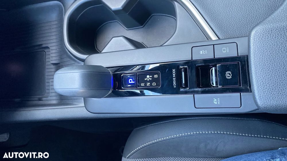 Toyota C-HR 1.8 HEV 140 CP 4x2 CVT Exclusive - 19