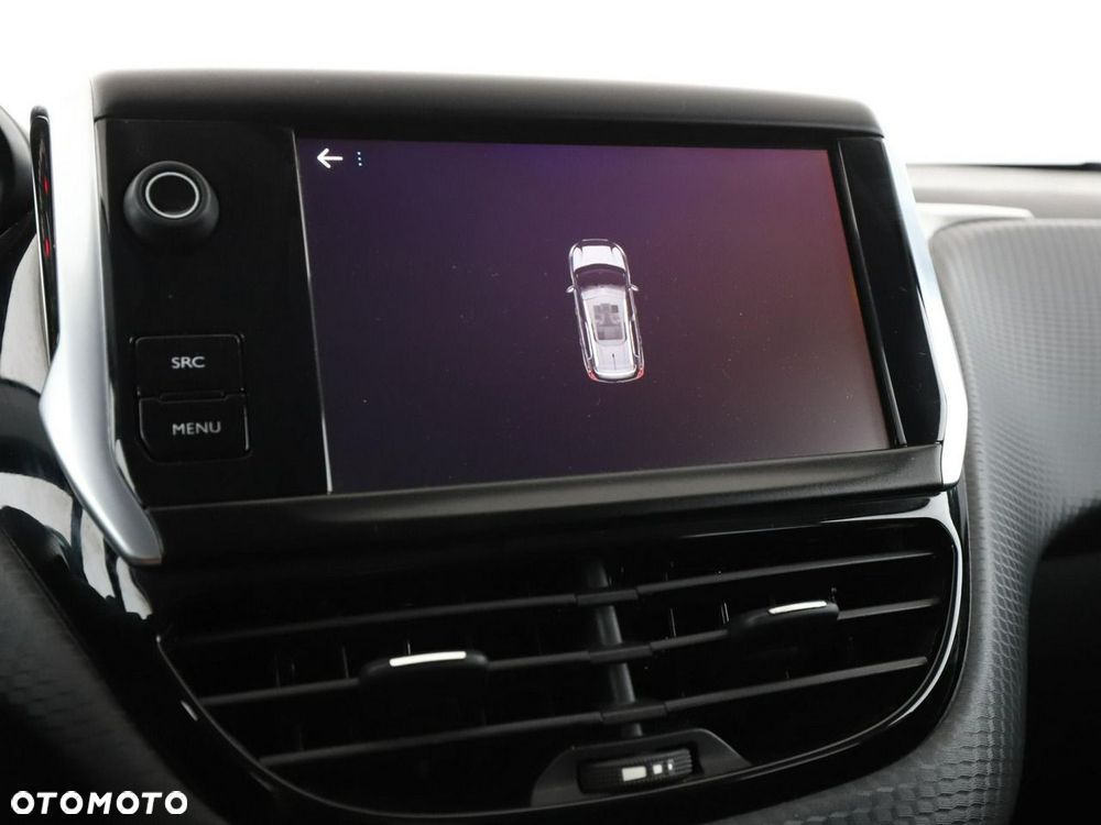 Peugeot 2008 1.2 Pure Tech Style S&S - 25
