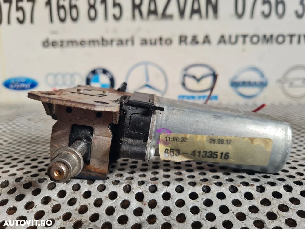 Motoras Reglaj Scaun Fata Audi A8 4H D4 A6 C7 A8 Q7 Porsche Vw Touareg - Dezmembrari Arad - 6