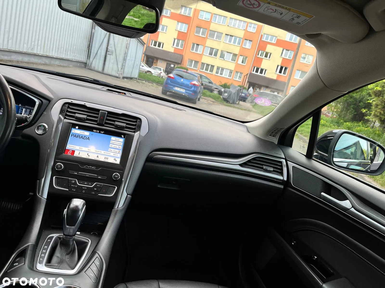 Ford Mondeo 2.0 Hybrid Titanium - 17