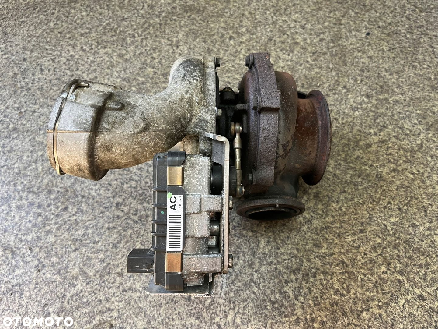 Turbina turbo nastawnik turbosprezarka GARRETT BMW X3 E83 3.0 D M57N2 KPL - 2