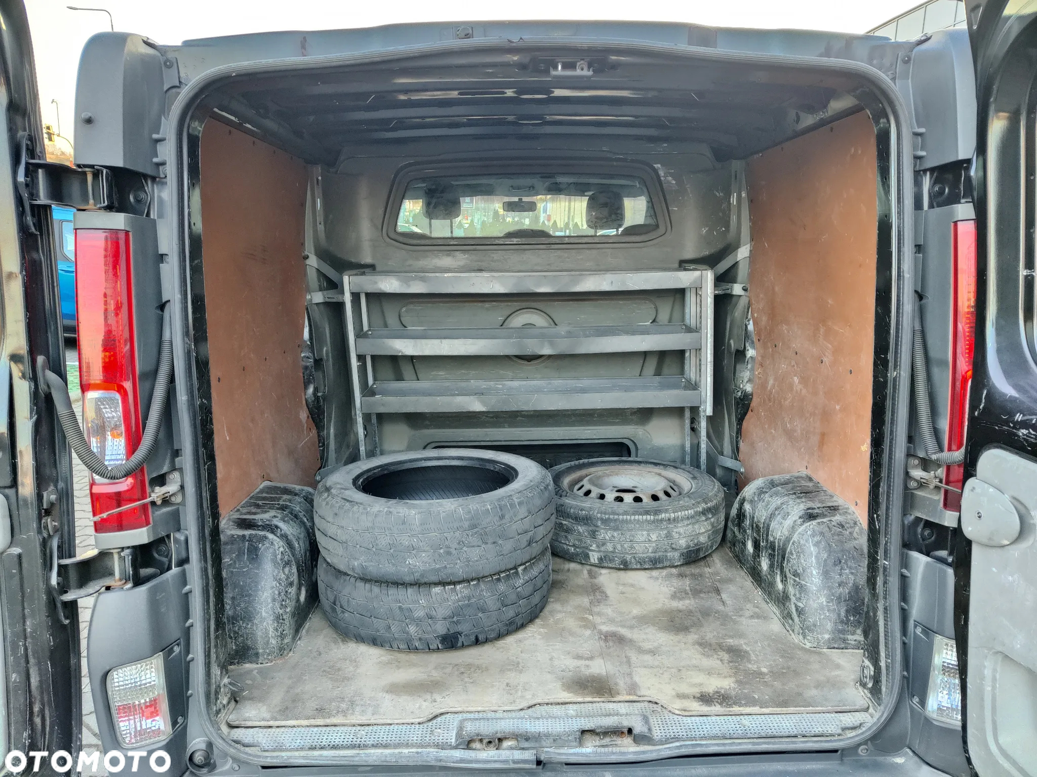 Renault Trafic - 17