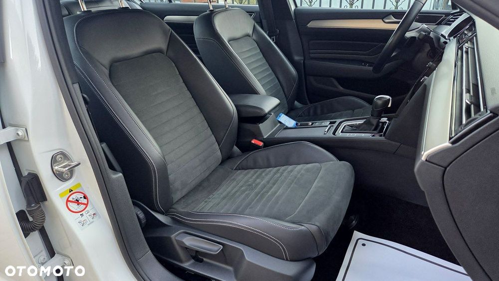 Volkswagen Passat 2.0 TSI Elegance DSG - 19
