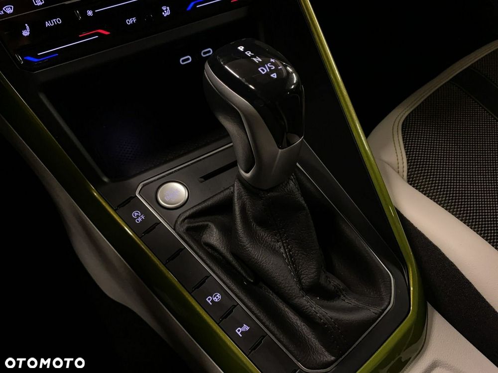 Volkswagen Taigo - 36