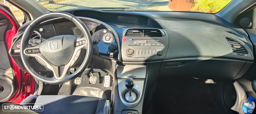 Honda Civic 1.8 Sport - 6