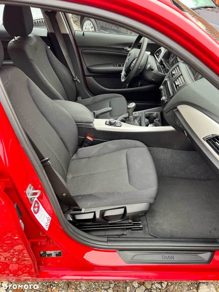 BMW Seria 1 116i - 16