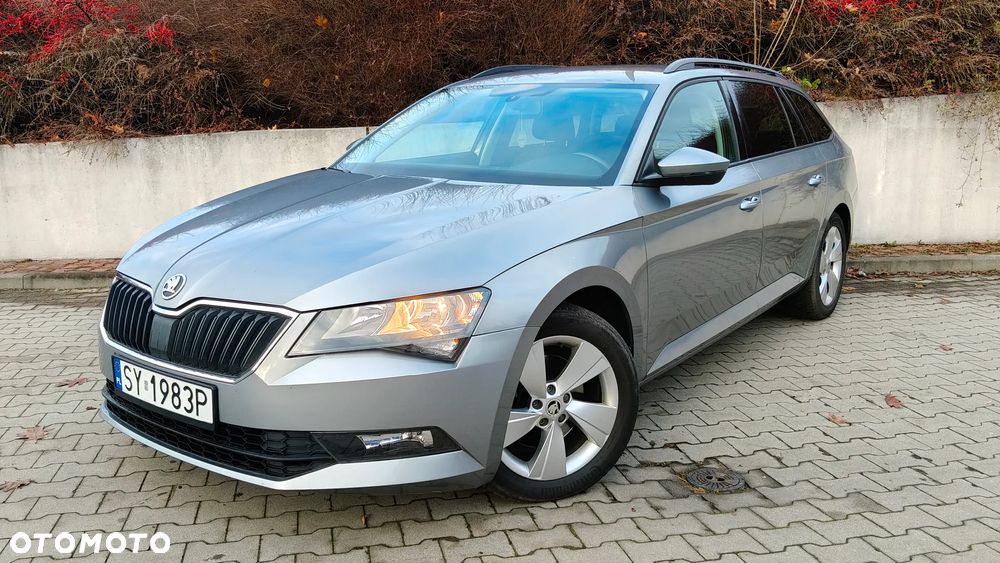Skoda Superb 1.6 TDI DSG Ambition - 10