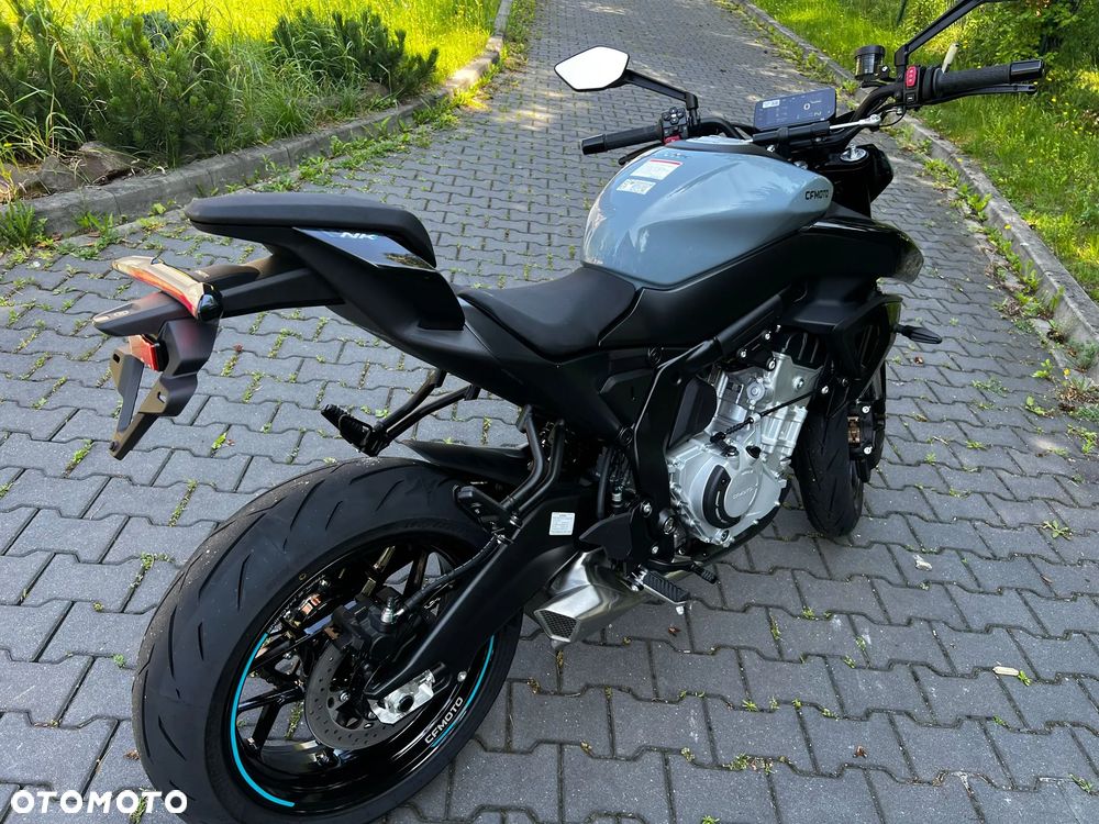 CFMoto 675NK - 20