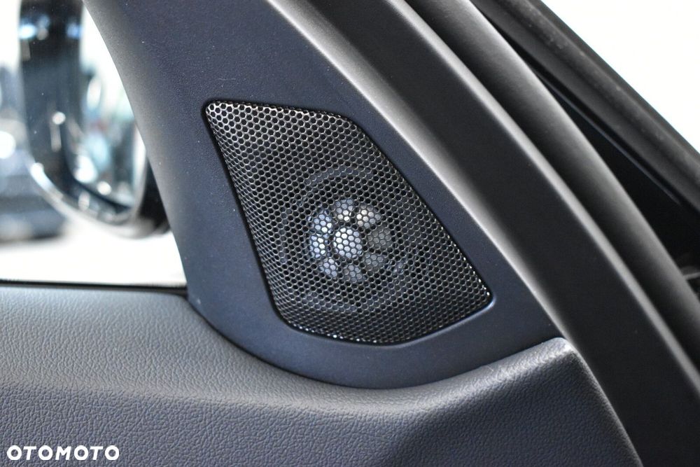 BMW Seria 3 - 13