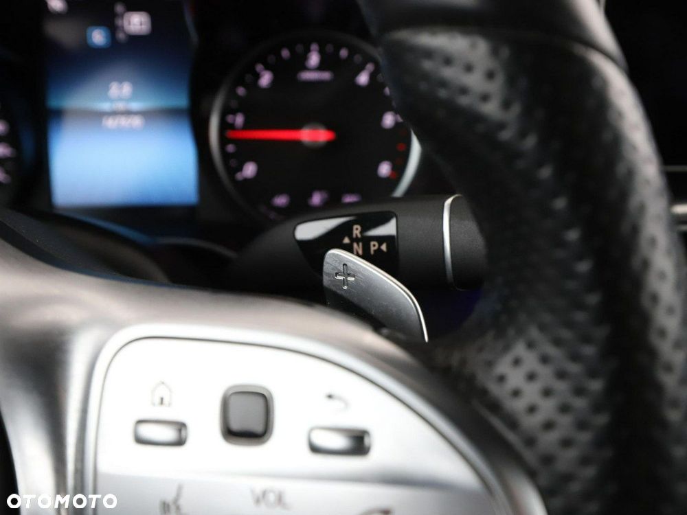 Mercedes-Benz Klasa C 220 d 9G-TRONIC AMG Line - 36
