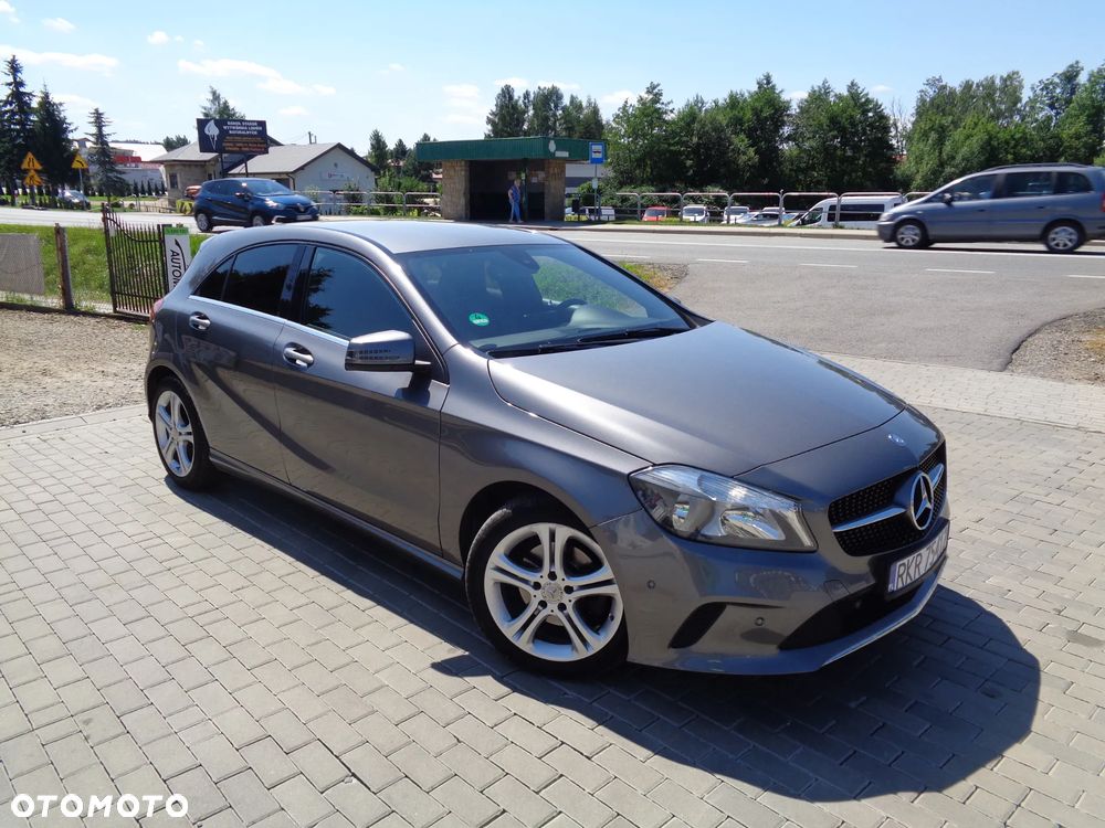 Mercedes-Benz Klasa A 180 BlueEfficiency Edition - 5