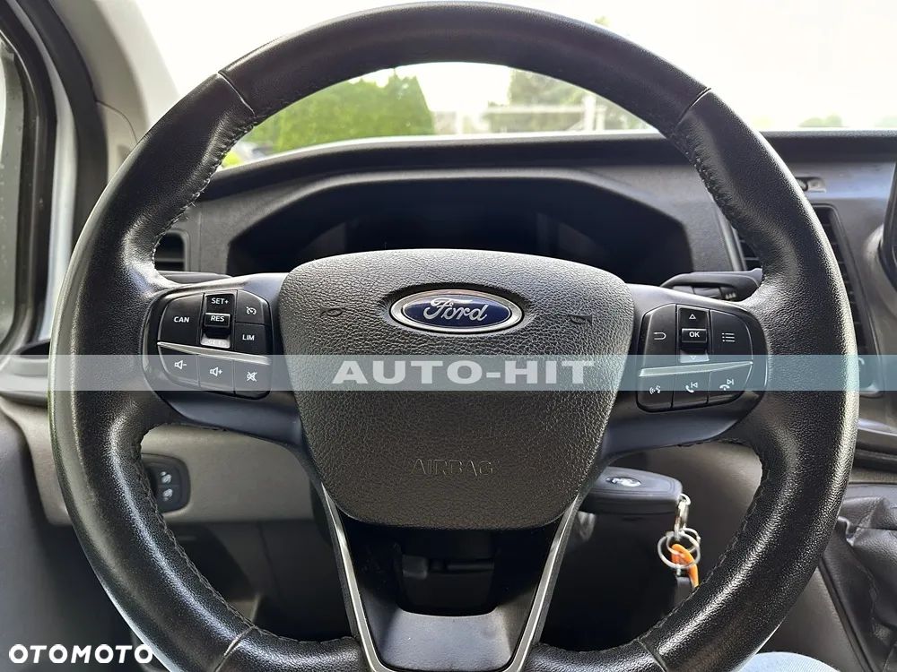 Ford Transit - 26