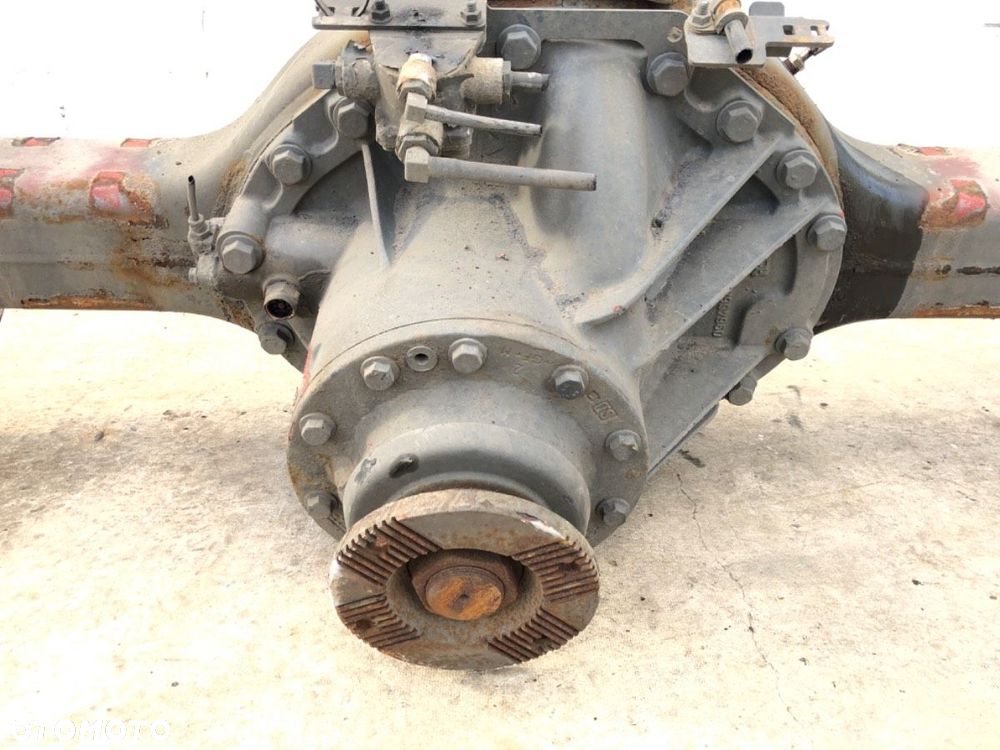 MOST DYFER TYŁ  DAF XF 2012 - 2022 FT 460 340 kW [462 KM] 4x2 2012 - 7