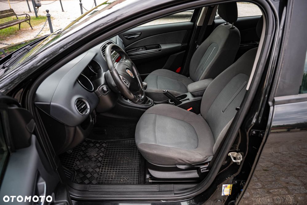 Fiat Bravo 1.4 16V Emotion - 23