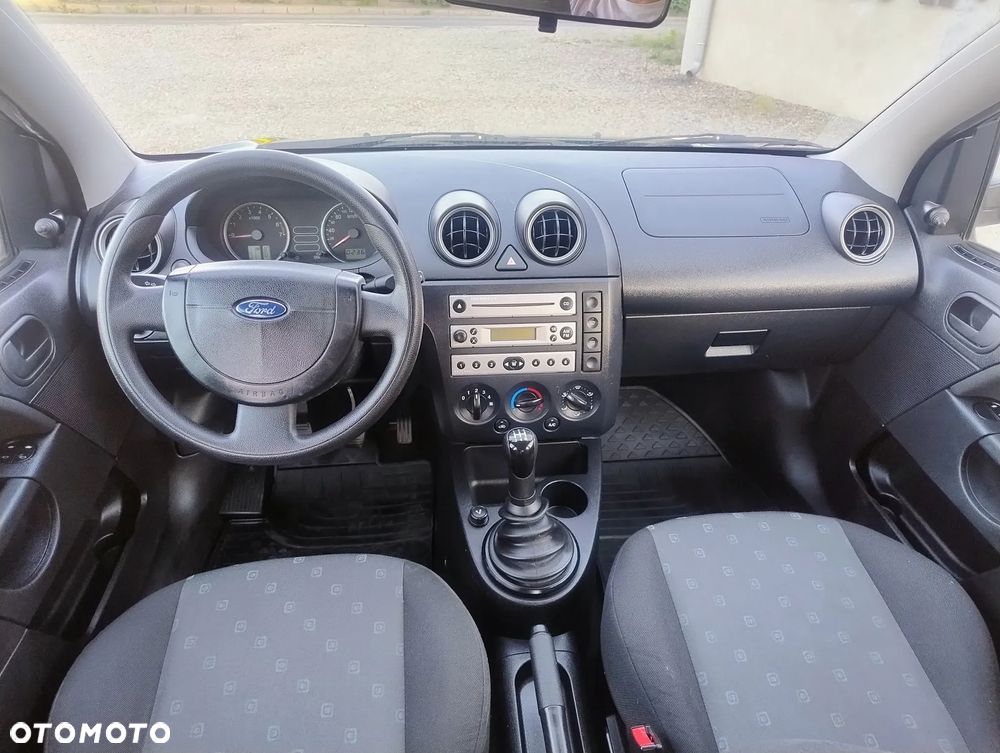 Ford Fiesta 1.3 Fun - 10