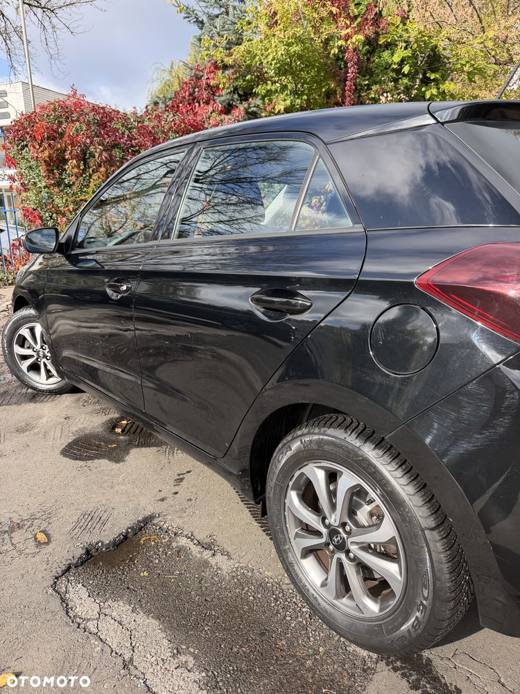 Hyundai i20 - 11