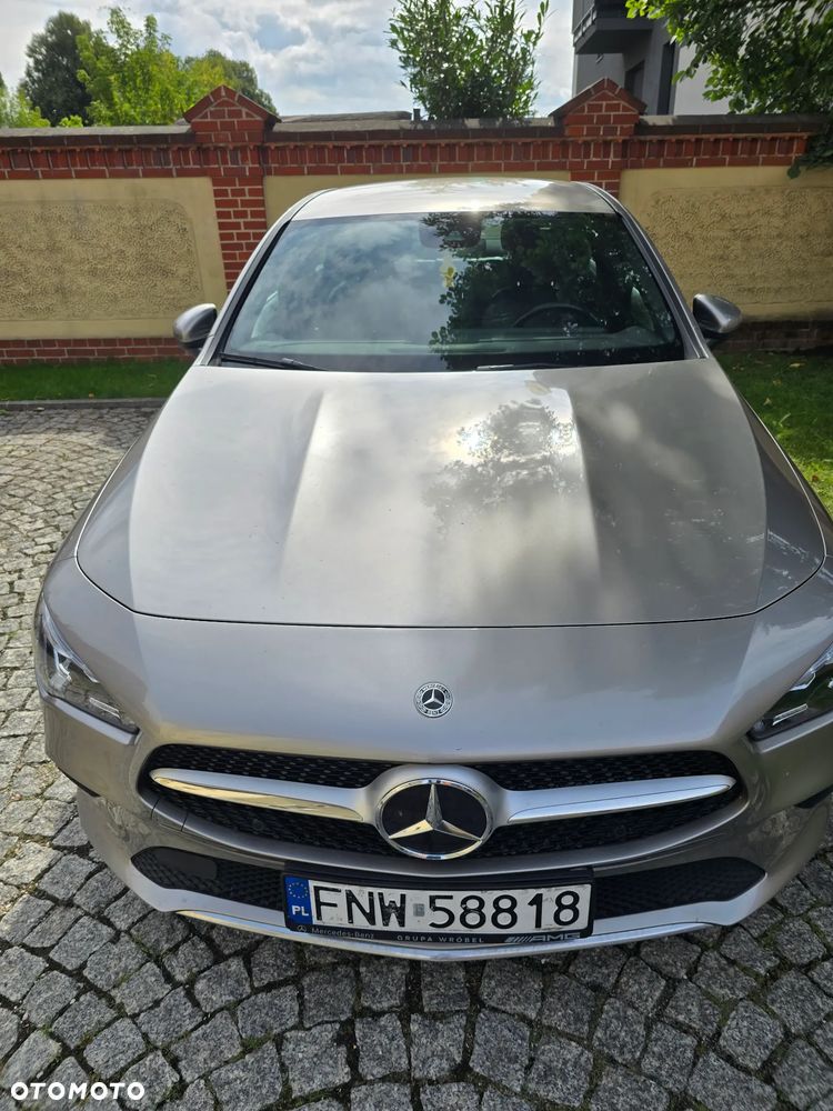 Mercedes-Benz CLA 200 7G-DCT - 1