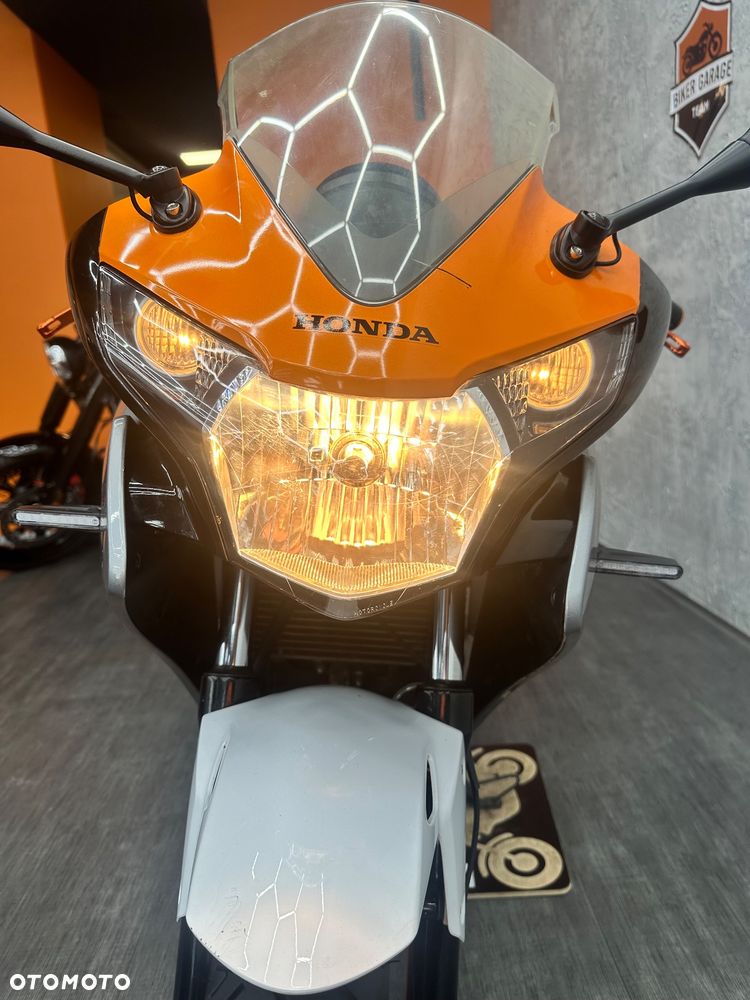 Honda CBR - 27