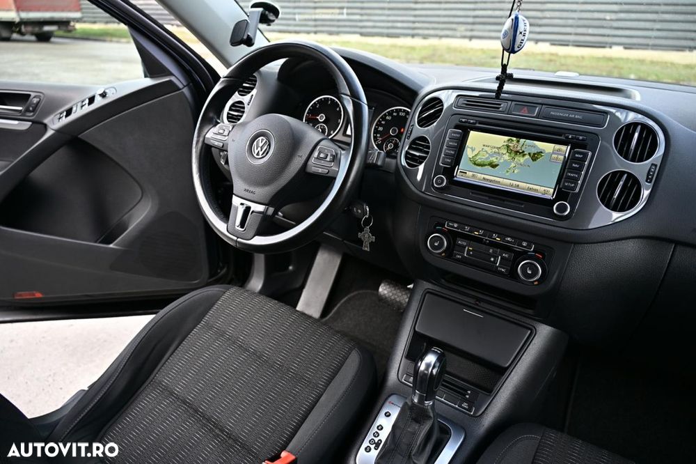 Volkswagen Tiguan 2.0 TDI DPF 4Motion BlueMotion Technology DSG Lounge Sport & Style - 15