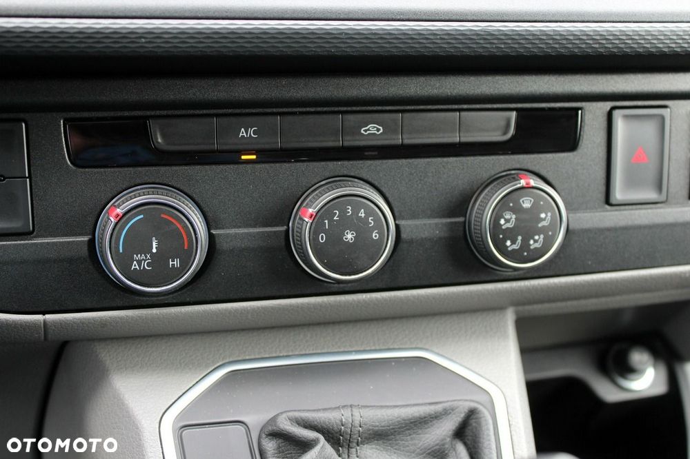 Volkswagen Transporter - 15