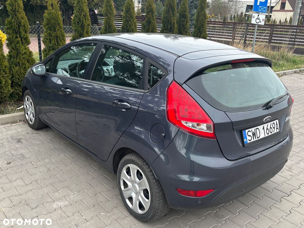 Ford Fiesta 1.4 Trend SVP - 4