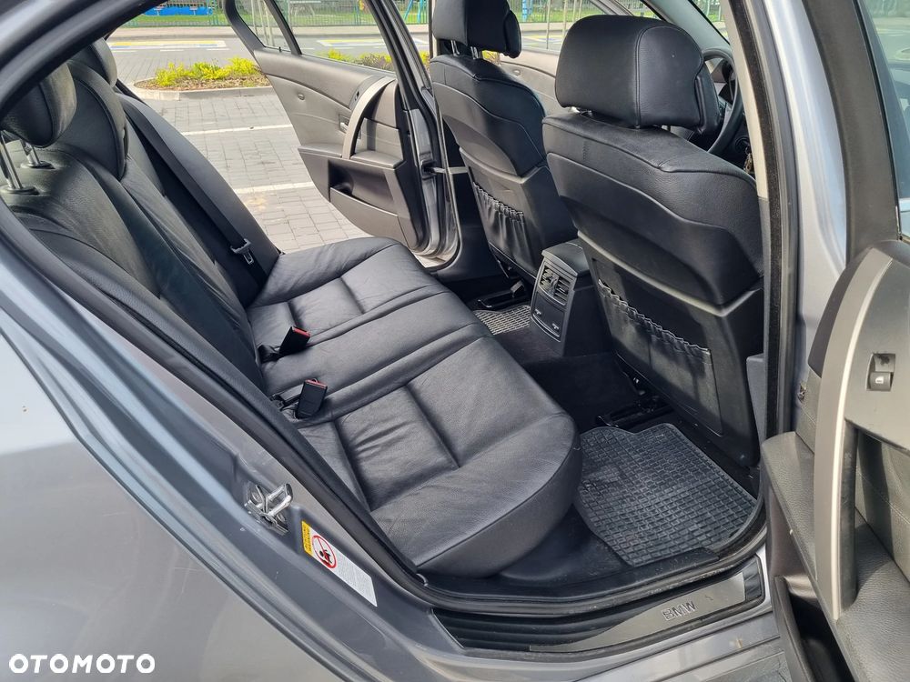 BMW Seria 5 - 22