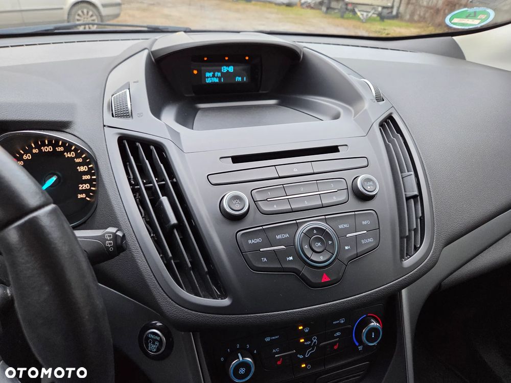 Ford Kuga 1.5 EcoBoost 2x4 Trend - 10