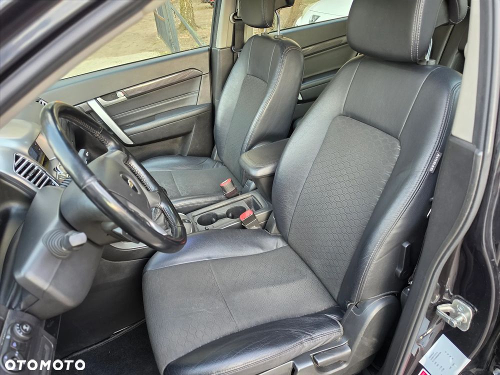 Chevrolet Captiva 2.2 2WD Travel Edition - 24