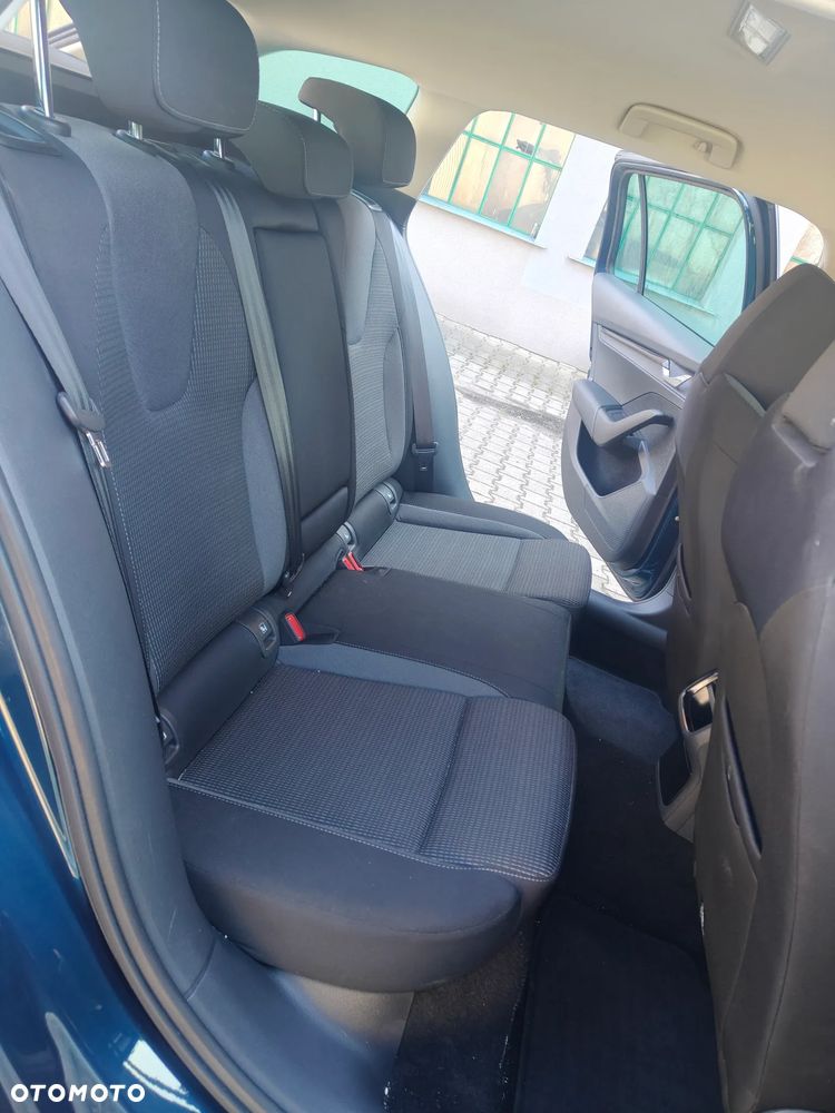 Skoda Octavia 2.0 TDI Sportline DSG - 10