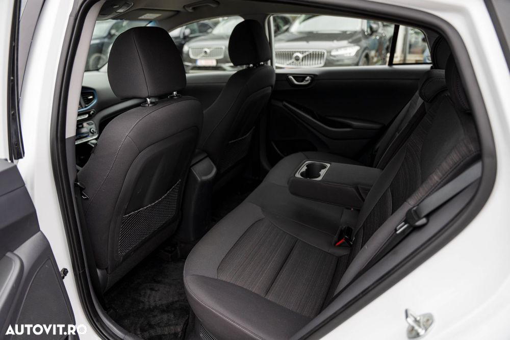 Hyundai IONIQ 141CP Exclusive - 16