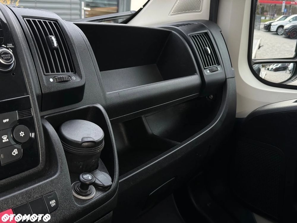 Peugeot Boxer - 30