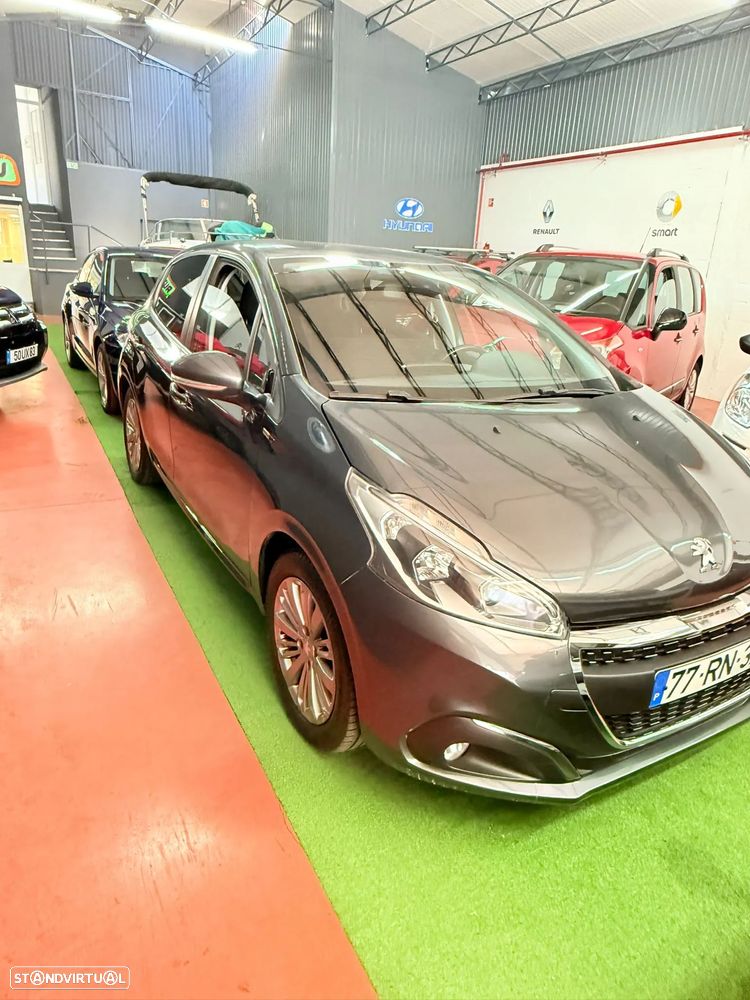 Peugeot 208 1.2 PureTech Style - 2