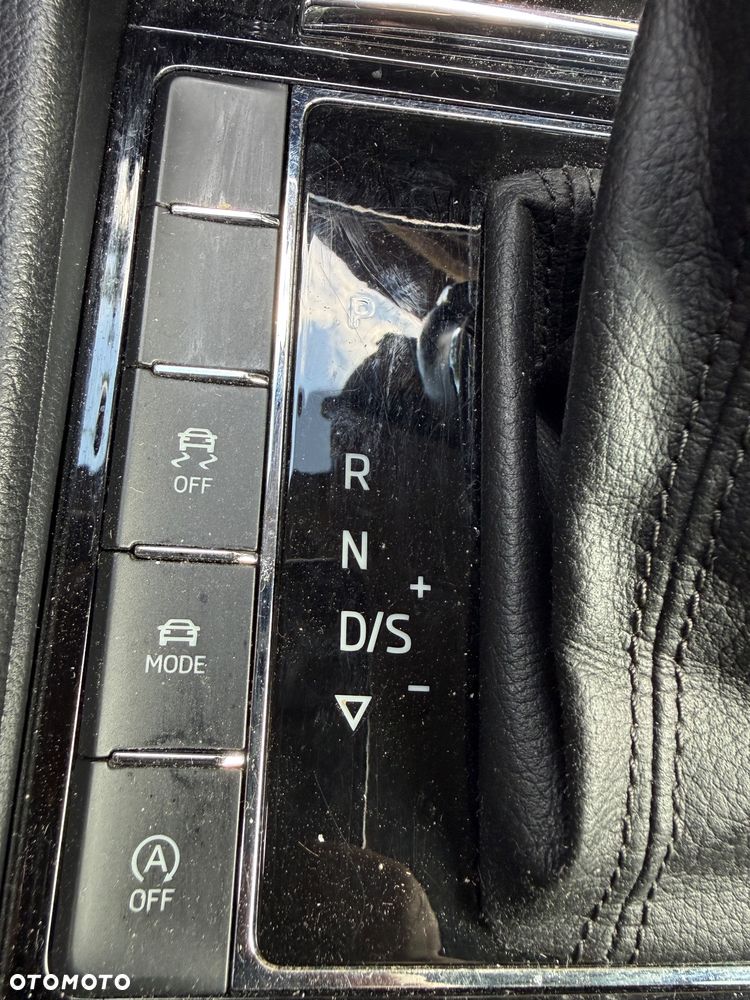 Skoda Superb 2.0 TDI 4x4 Sportline DSG - 18