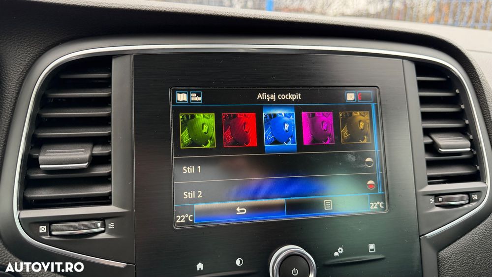 Renault Megane Grandtour TCe 140 GPF LIMITED - 20